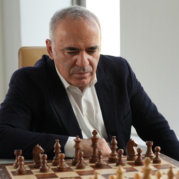 Garry Kasparov Crop