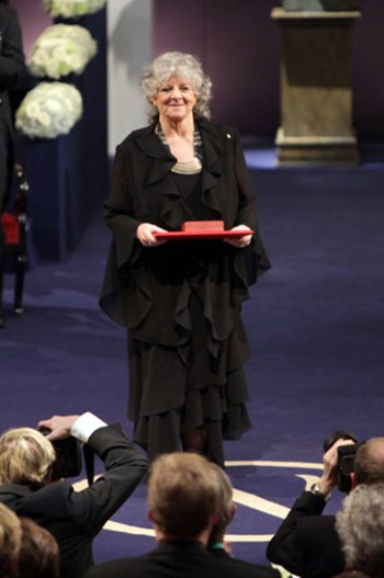 Remembering Ada Yonath 9